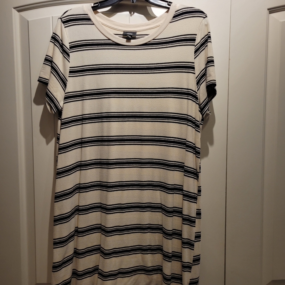 T-shirt dress, size xxl